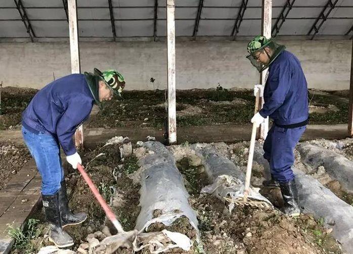 德令哈：12名西北硬汉的“侠骨柔情” 