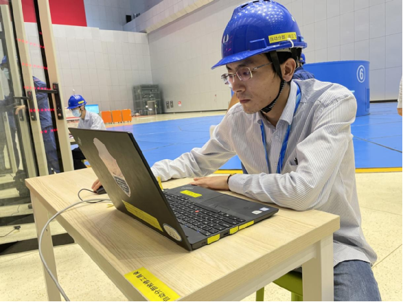 所有奋斗终将闪灼——三峡青年加入天下行业职业手艺竞赛 