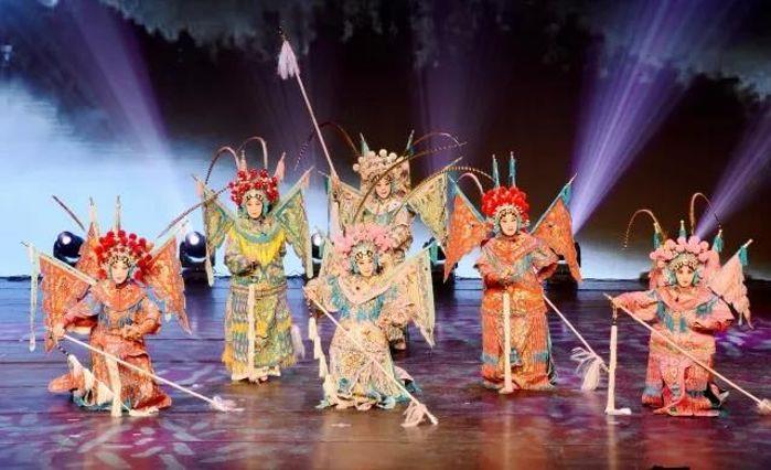 三峡集团“走进新时代 展示新风范”纪念“三八”国际妇女节暨女职工风范展示活动在京落幕 