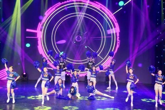 三峡集团“走进新时代 展示新风范”纪念“三八”国际妇女节暨女职工风范展示活动在京落幕 