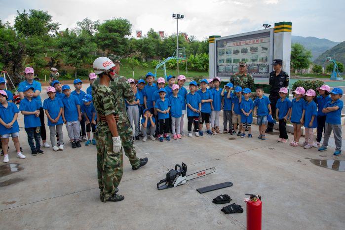 第五届乌东德施工区职工子女夏令营顺遂终结 