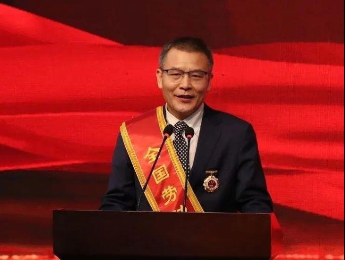 三峡集团接待天下劳动模范王克祥、李光耀载誉归来 