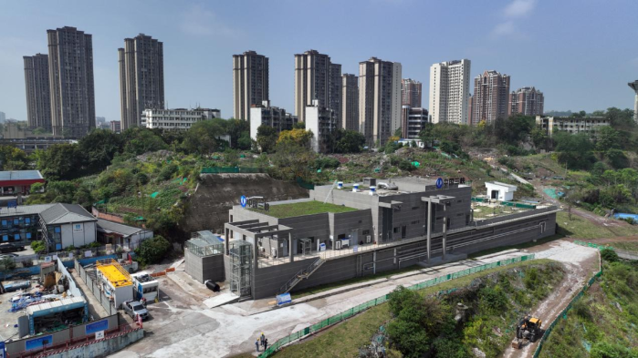 长江大；；；；；；ぶ厍烨虻谝蛔示换窘胧栽诵 