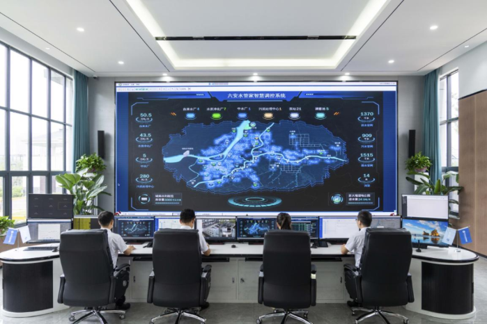 “超长待机”的三伏天里，，，，，，水管家们这样做…… 