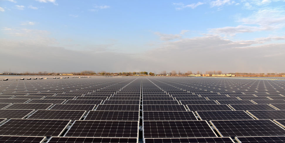 新能源开发与运营治理 