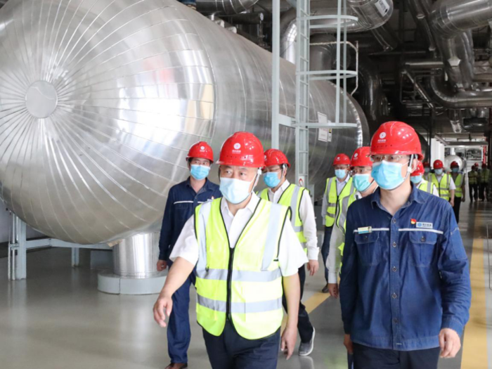 雷鸣山赴湖北武汉调研三峡集团在汉单位 