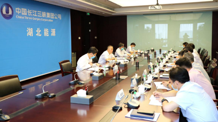 雷鸣山赴湖北武汉调研三峡集团在汉单位 